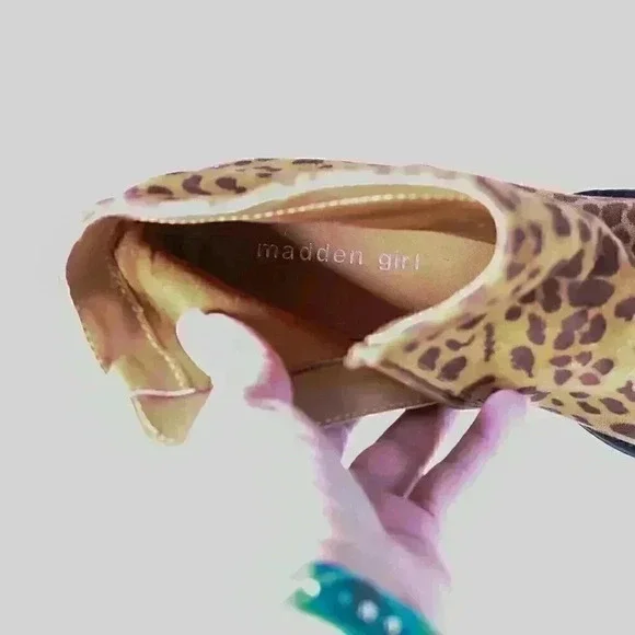 Madden Girl Leopard Print Ankle Bootie Womens 8.5 Block Heel Western Pointed Toe - Picture 10 of 12